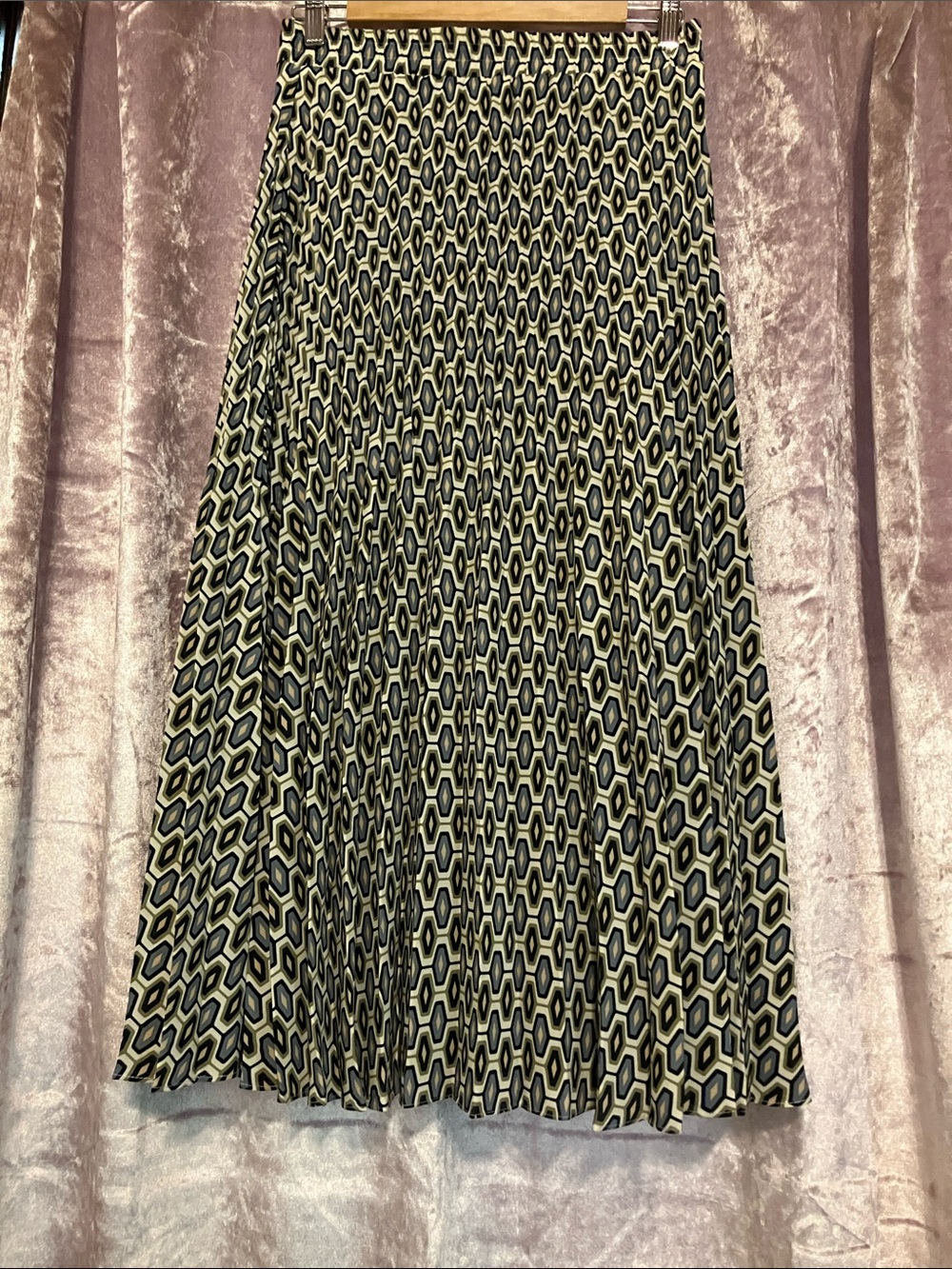 Max Studio Olive and Black Geometric Pattern Midi Skirt